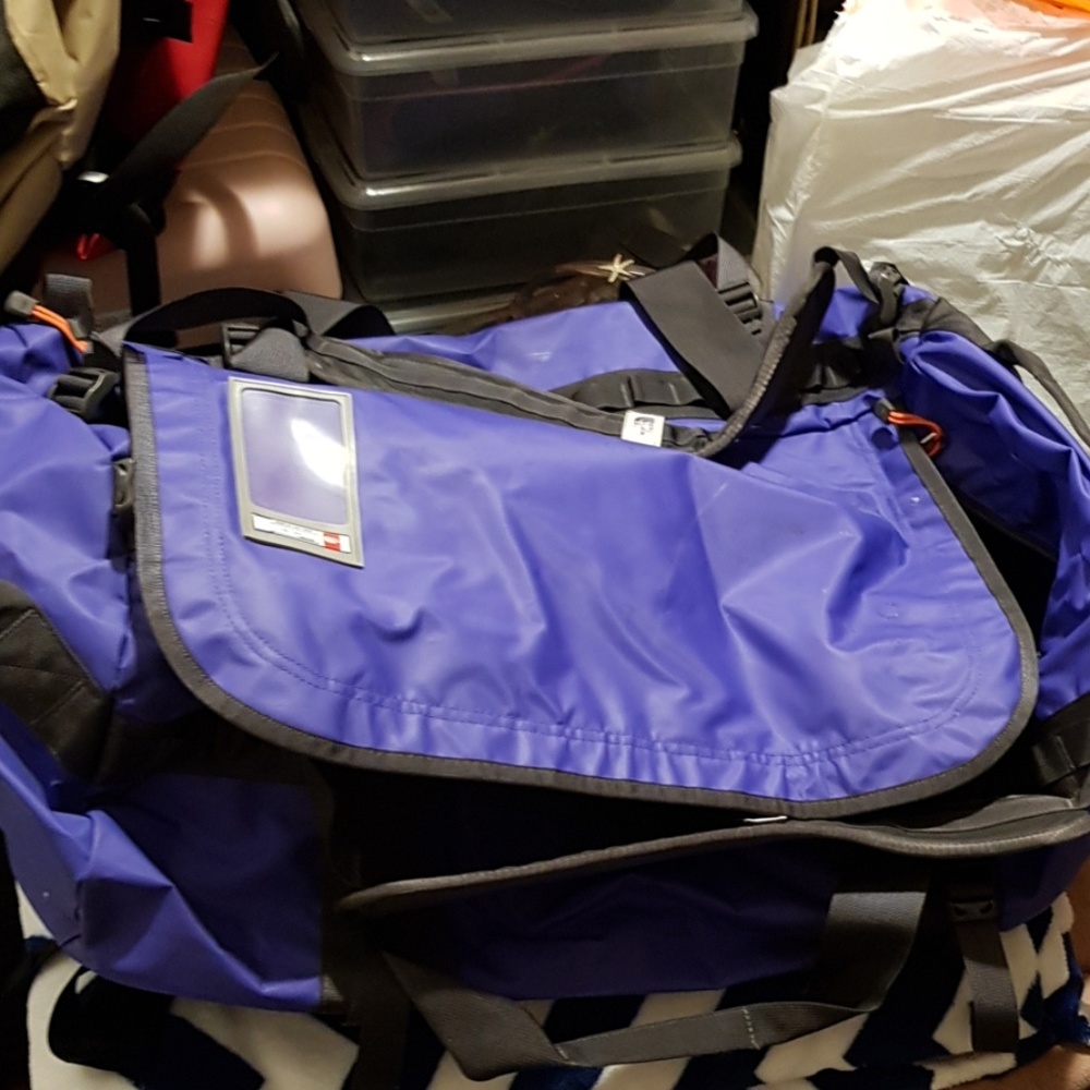 🚫SOLD🚫 The North Face Large Base Camp Duffel 95L
